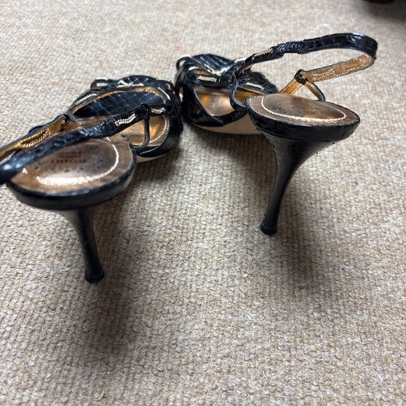 Rodo black strappy sandal - Picture 3 of 4